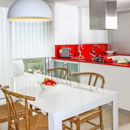 Sleeps 10 Pool Air Con Wifi * Son Bou